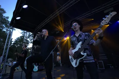 Grafika promocyjna wydarzenia ROCKNFELLERS koncert w Ełku