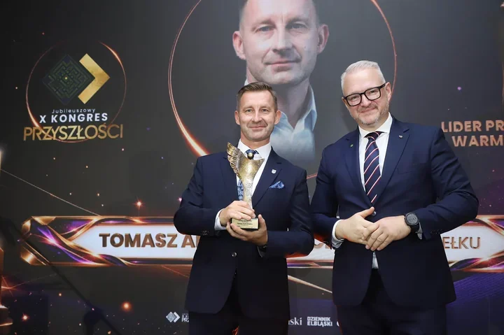 Prezydent Ełku otrzymał regionalną nagrodę za spojrzenie w przyszłość