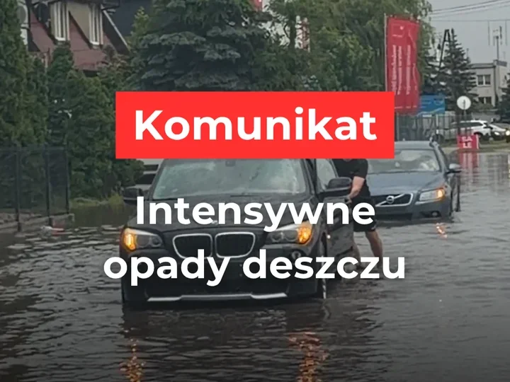 Ulewa nad Ełkiem sparaliżowała ulice. Wiatr zerwał dach i przewrócił drzewa