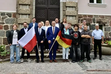 Ełk i Nettetal rozszerzają współpracę. Bezpieczeństwo na stole