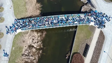 Ełk wyjdzie na ulice dla autyzmu i zakończy marsz niebieskim gestem