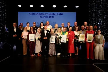Białe Lilie rozdane w Ełku. Wyróżniono ludzi i firmy z mocnym dorobkiem