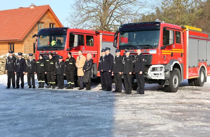 Marszałek w Starych Juchach – nowe ciężkie wozy i plany rozbudowy strażnicy